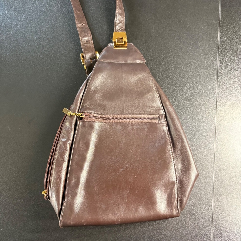 Valerie Stevens vintage leather sling bag Triangle teardrop leather purse gold